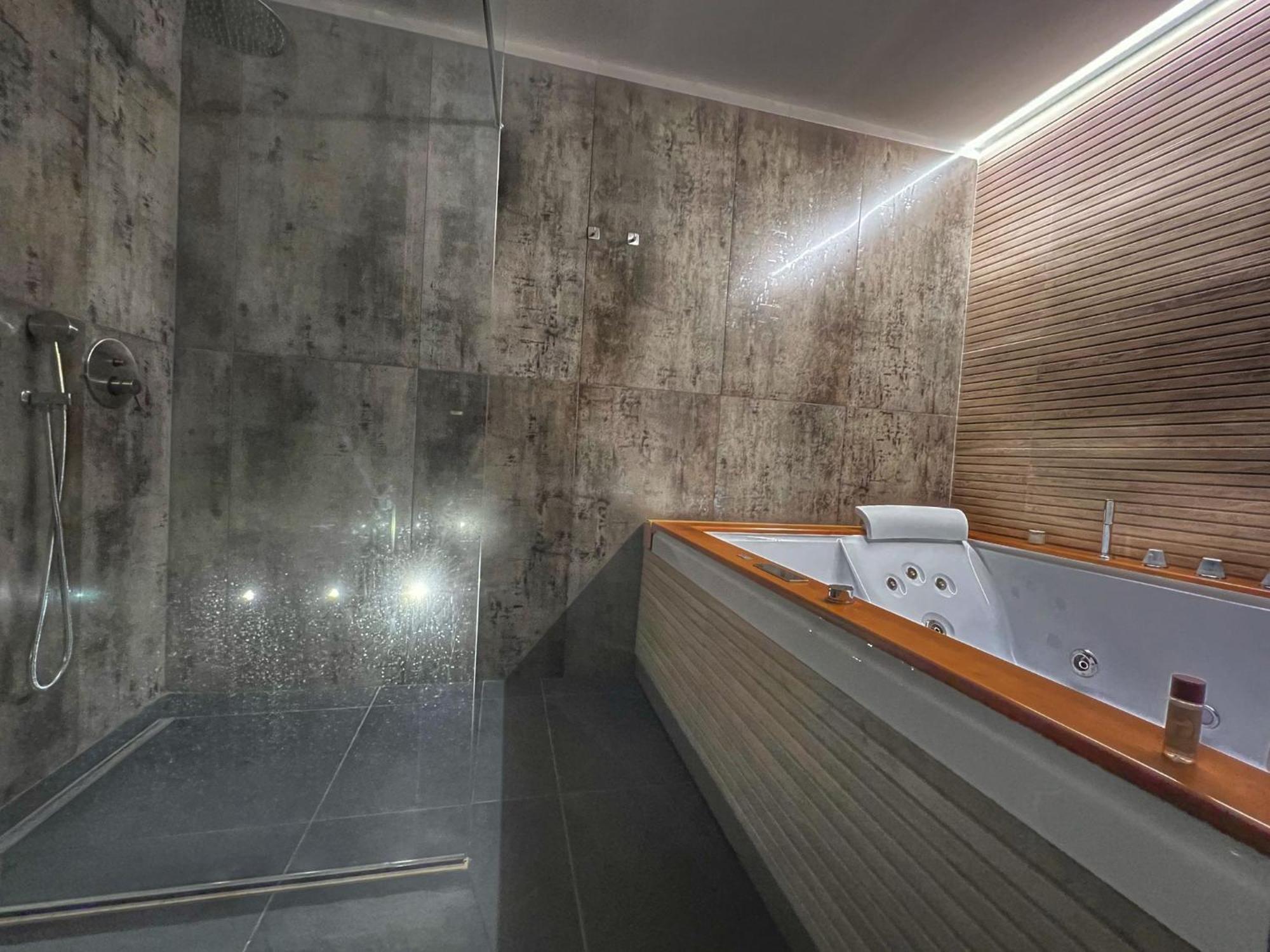 Amay City Suite Bari Exterior foto